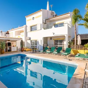 villa-rosa-dos-ventos.hotelaalgarve.com/